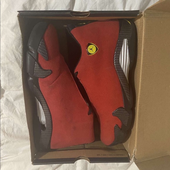 Jordan 14 Ferrari’s - Picture 9 of 14